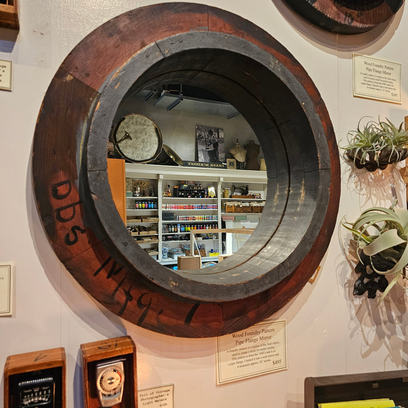 Round Foundry Pattern Mirror-Large