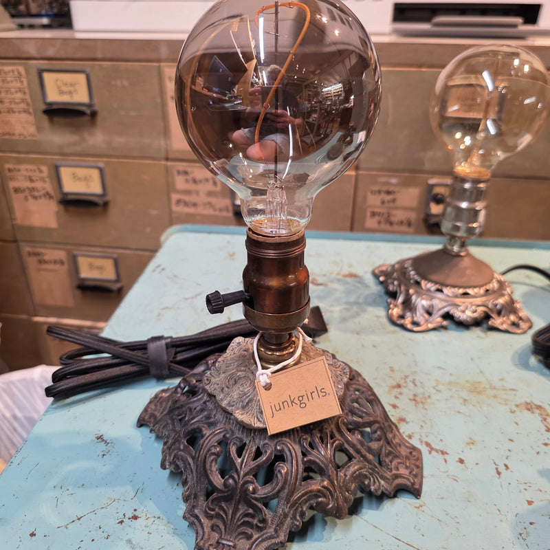 Denora Lamp